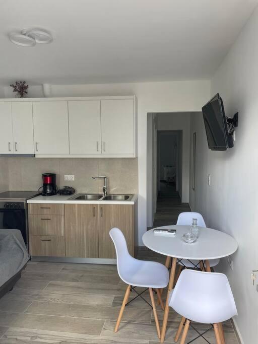 Enastron Cozy & Quiet Apartment Héraklion Extérieur photo